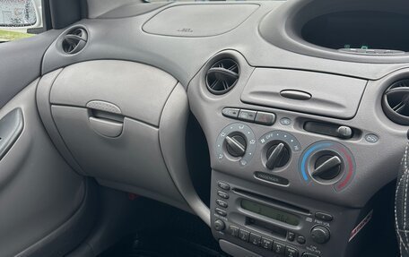 Toyota Platz, 2000 год, 285 000 рублей, 7 фотография