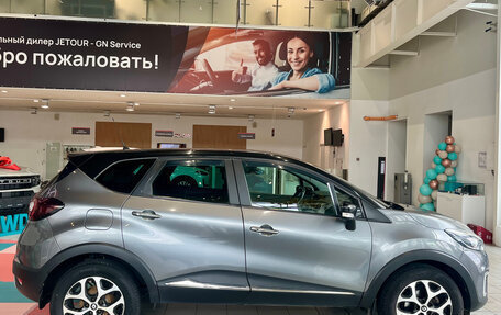 Renault Kaptur I рестайлинг, 2017 год, 1 200 000 рублей, 4 фотография