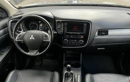 Mitsubishi Outlander III рестайлинг 3, 2012 год, 1 179 000 рублей, 16 фотография