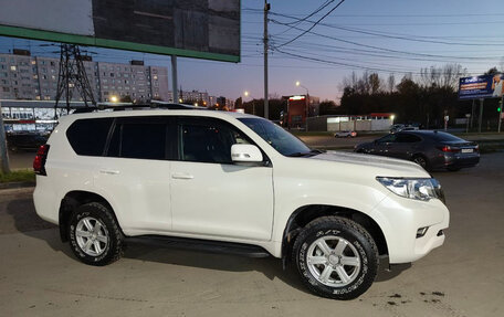 Toyota Land Cruiser Prado 150 рестайлинг 2, 2018 год, 4 550 000 рублей, 1 фотография