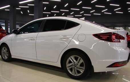 Hyundai Elantra VI рестайлинг, 2020 год, 1 359 000 рублей, 4 фотография