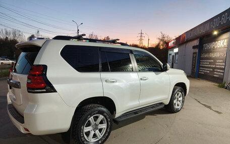 Toyota Land Cruiser Prado 150 рестайлинг 2, 2018 год, 4 550 000 рублей, 8 фотография