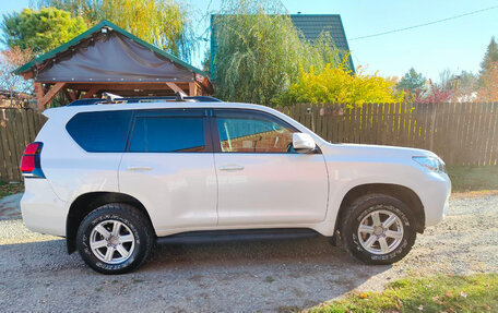 Toyota Land Cruiser Prado 150 рестайлинг 2, 2018 год, 4 550 000 рублей, 13 фотография