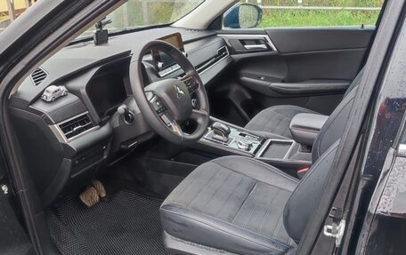 Mitsubishi Outlander, 2023 год, 4 100 000 рублей, 7 фотография