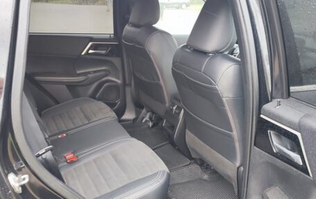 Mitsubishi Outlander, 2023 год, 4 100 000 рублей, 9 фотография