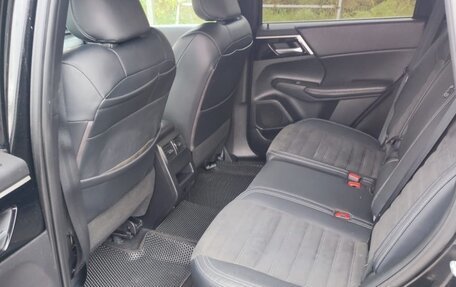 Mitsubishi Outlander, 2023 год, 4 100 000 рублей, 10 фотография