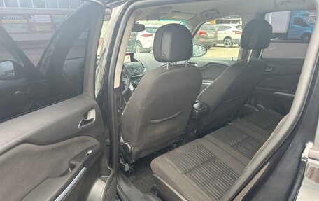 Opel Zafira C рестайлинг, 2014 год, 990 000 рублей, 17 фотография