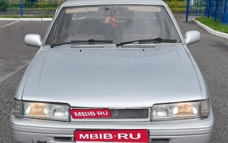Mazda 626, 1985 год, 155 000 рублей, 1 фотография