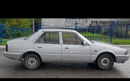 Mazda 626, 1985 год, 155 000 рублей, 6 фотография