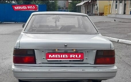 Mazda 626, 1985 год, 155 000 рублей, 8 фотография