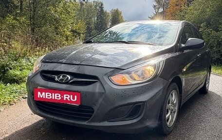 Hyundai Solaris II рестайлинг, 2014 год, 750 000 рублей, 10 фотография