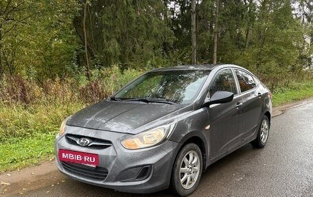 Hyundai Solaris II рестайлинг, 2014 год, 750 000 рублей, 2 фотография