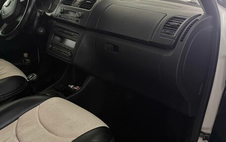 Skoda Fabia II, 2011 год, 590 000 рублей, 13 фотография