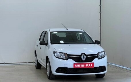 Renault Logan II, 2018 год, 795 000 рублей, 2 фотография