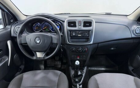 Renault Logan II, 2018 год, 795 000 рублей, 16 фотография