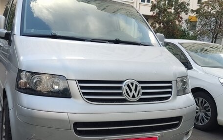 Volkswagen Multivan T5, 2006 год, 1 680 000 рублей, 1 фотография