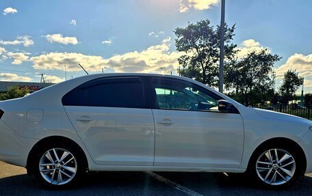 Skoda Rapid I, 2017 год, 1 400 000 рублей, 4 фотография