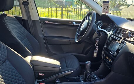 Skoda Rapid I, 2017 год, 1 400 000 рублей, 11 фотография