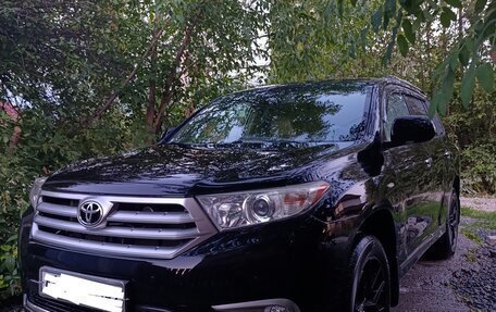 Toyota Highlander III, 2012 год, 2 250 000 рублей, 3 фотография