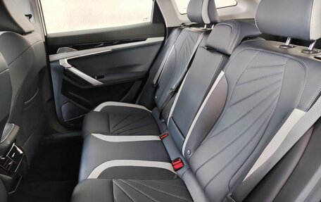 Geely Atlas, 2024 год, 4 017 190 рублей, 4 фотография