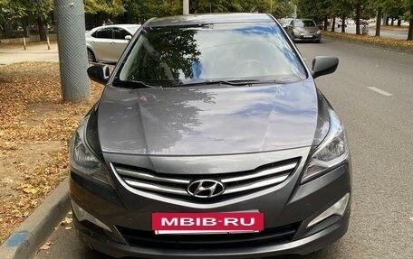 Hyundai Solaris II рестайлинг, 2015 год, 930 000 рублей, 8 фотография