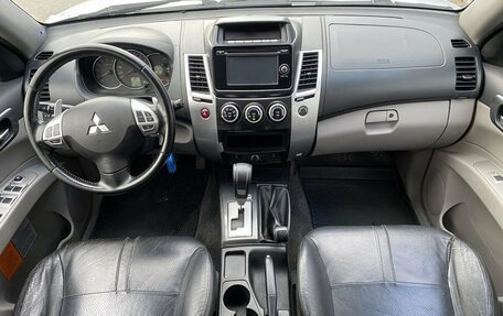 Mitsubishi Pajero Sport II рестайлинг, 2014 год, 1 579 000 рублей, 10 фотография