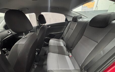 Hyundai Solaris II рестайлинг, 2021 год, 1 600 000 рублей, 17 фотография