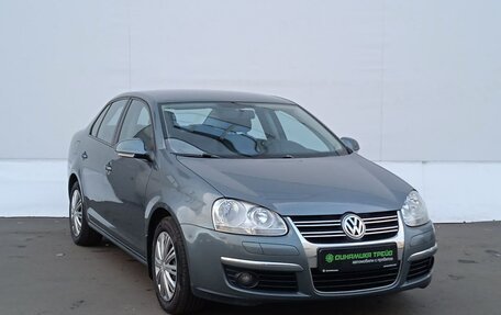 Volkswagen Jetta VI, 2009 год, 785 000 рублей, 3 фотография