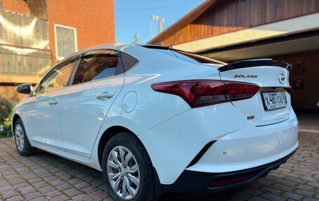 Hyundai Solaris II рестайлинг, 2018 год, 910 000 рублей, 3 фотография