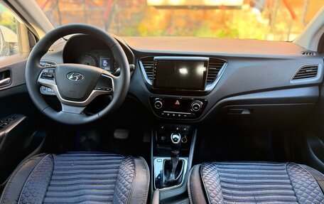 Hyundai Solaris II рестайлинг, 2018 год, 910 000 рублей, 8 фотография