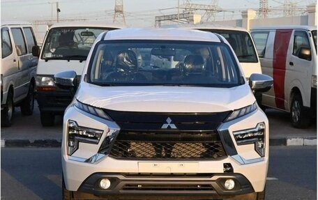 Mitsubishi Xpander, 2024 год, 1 950 000 рублей, 1 фотография