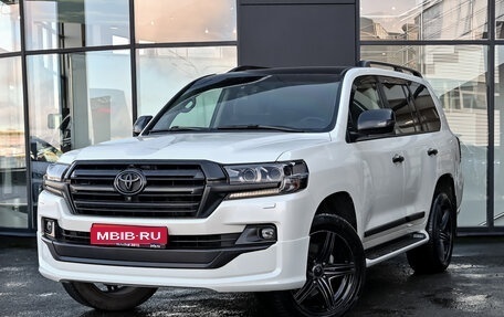 Toyota Land Cruiser 200, 2018 год, 7 450 000 рублей, 1 фотография