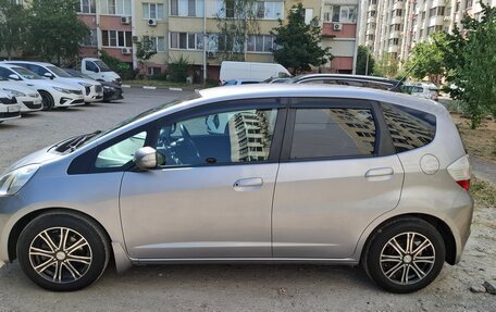 Honda Fit III, 2010 год, 1 050 000 рублей, 5 фотография