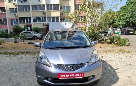 Honda Fit III, 2010 год, 1 050 000 рублей, 3 фотография