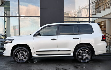 Toyota Land Cruiser 200, 2018 год, 7 450 000 рублей, 8 фотография