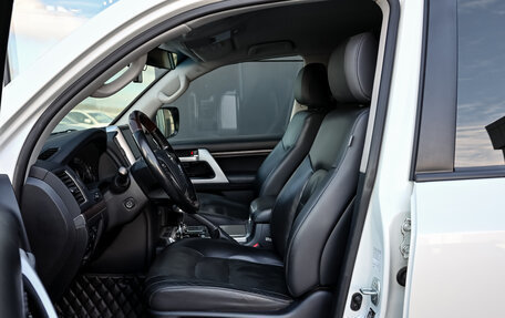 Toyota Land Cruiser 200, 2018 год, 7 450 000 рублей, 10 фотография