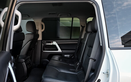 Toyota Land Cruiser 200, 2018 год, 7 450 000 рублей, 25 фотография