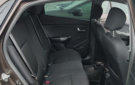 KIA Rio III рестайлинг, 2015 год, 949 999 рублей, 15 фотография
