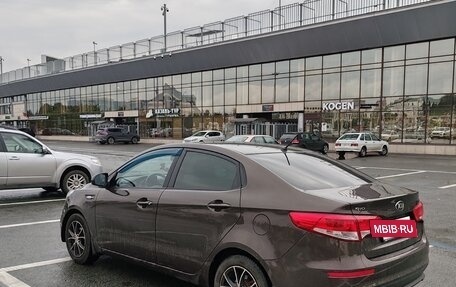 KIA Rio III рестайлинг, 2015 год, 949 999 рублей, 10 фотография