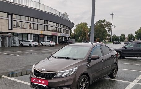 KIA Rio III рестайлинг, 2015 год, 949 999 рублей, 13 фотография