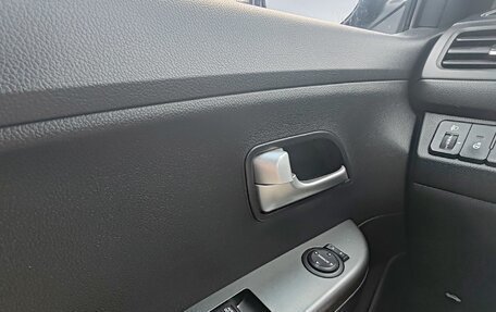 KIA Rio III рестайлинг, 2015 год, 949 999 рублей, 30 фотография