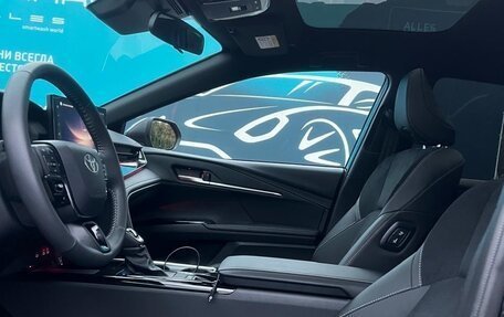 Toyota Camry, 2025 год, 8 фотография
