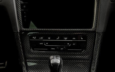 Volkswagen Golf VII, 2018 год, 2 500 000 рублей, 13 фотография