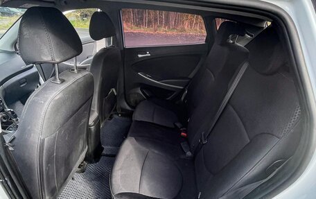 Hyundai Solaris II рестайлинг, 2015 год, 1 080 000 рублей, 14 фотография