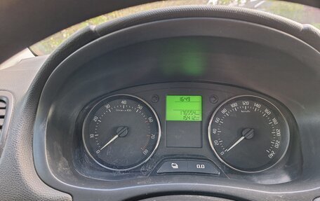 Skoda Fabia II, 2011 год, 530 000 рублей, 23 фотография