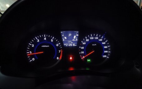 Hyundai Solaris II рестайлинг, 2012 год, 650 000 рублей, 10 фотография