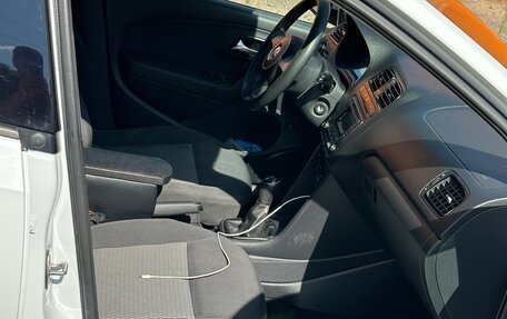 Volkswagen Polo VI (EU Market), 2014 год, 600 000 рублей, 5 фотография