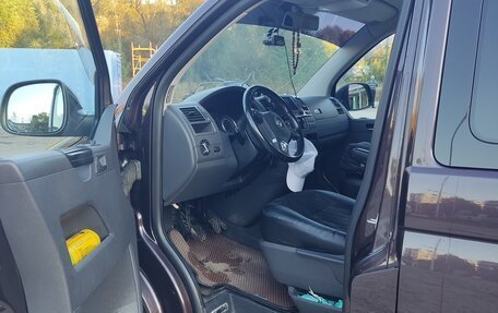 Volkswagen Caravelle T5, 2013 год, 2 300 000 рублей, 8 фотография