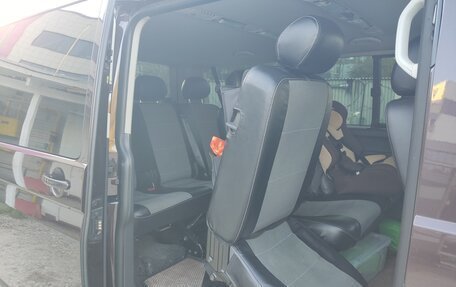 Volkswagen Caravelle T5, 2013 год, 2 300 000 рублей, 12 фотография