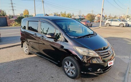 Honda Freed I, 2010 год, 950 000 рублей, 2 фотография